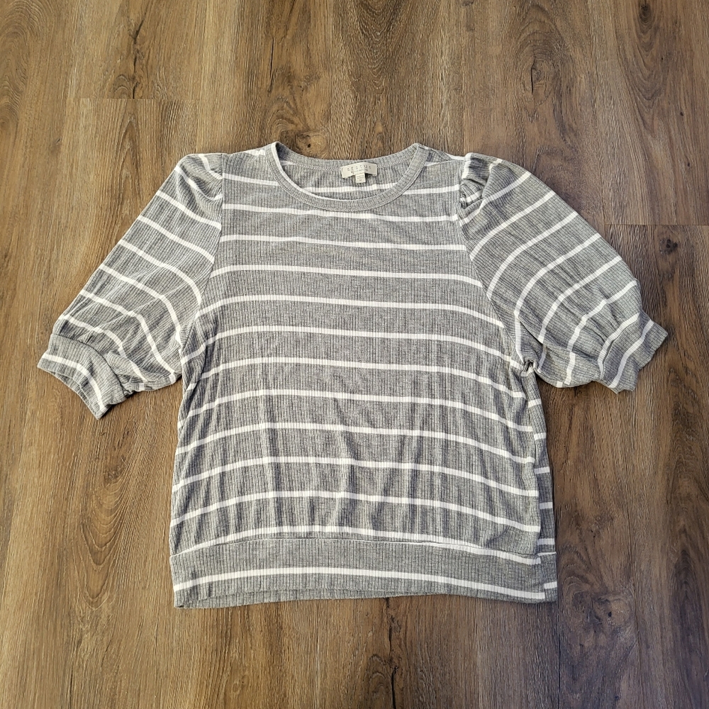 STATUS BY CHENAULT Striped Ribbed Puff Sleeve Top Size Medium Stretch Gray
